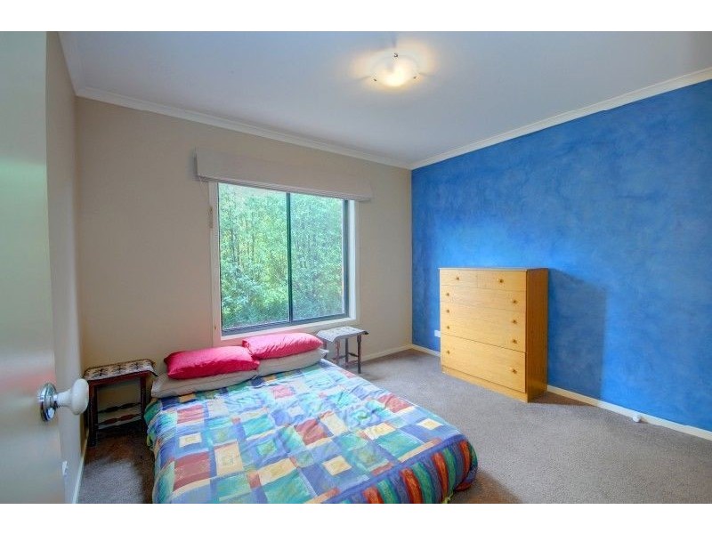 15 Tulloch Rise, Canadian VIC 3350