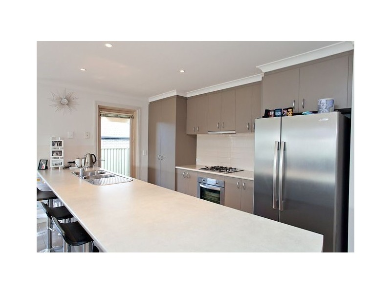 25 Macarthur Park Boulevard, Miners Rest VIC 3352
