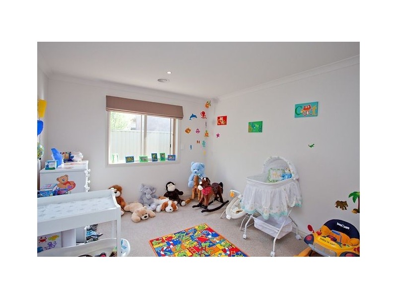 25 Macarthur Park Boulevard, Miners Rest VIC 3352