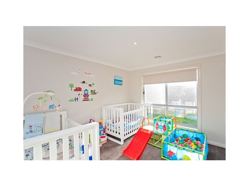 9 Castlemaine Road, Creswick VIC 3363