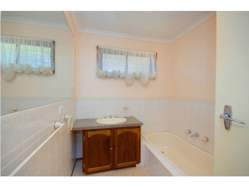 38 Langstaffe Drive, Wendouree VIC 3355