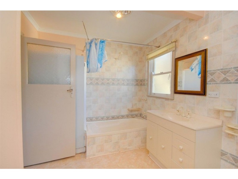 12 Edwards Street, Sebastopol VIC 3356