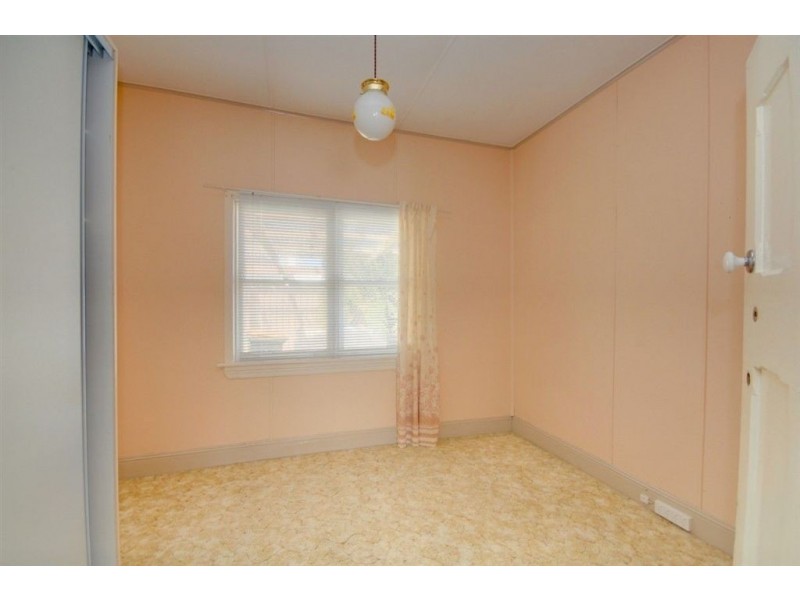 12 Edwards Street, Sebastopol VIC 3356