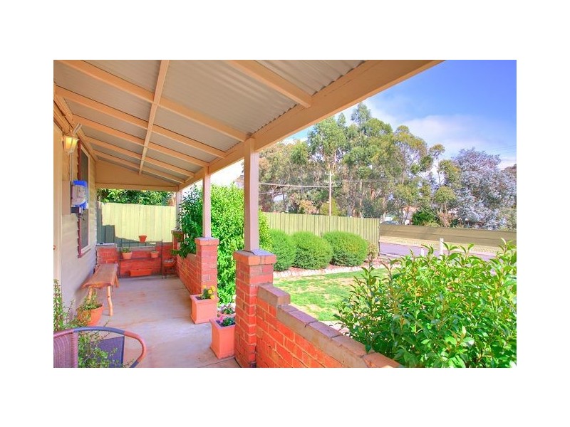 8 Gardiner Street, Creswick VIC 3363