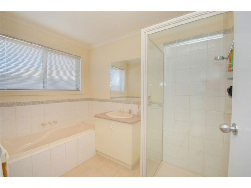 12 The Terrace, Alfredton VIC 3350