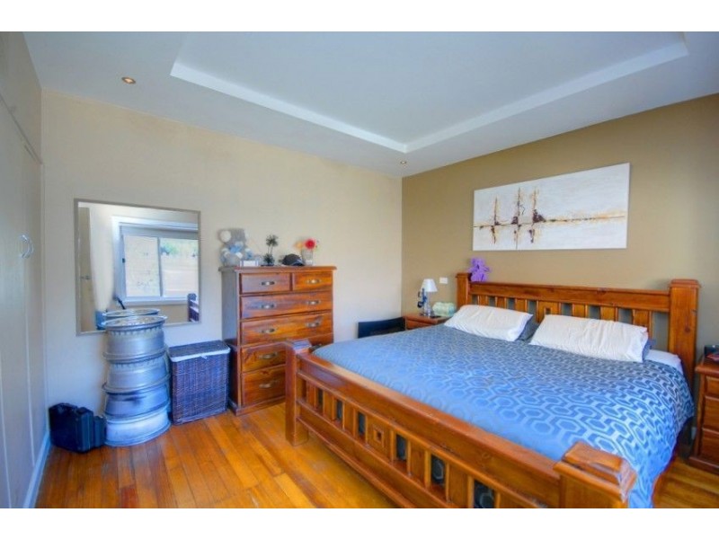 37 Hawthorn Grove, Wendouree VIC 3355