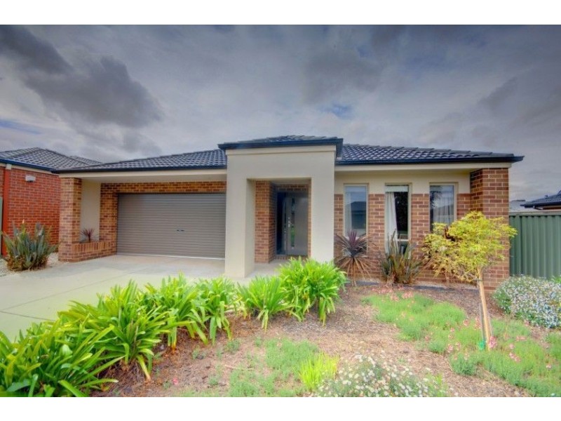 7 Coventry Street, Macarthur Park, Miners Rest VIC 3352