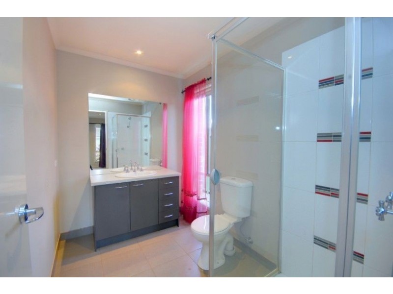 7 Coventry Street, Macarthur Park, Miners Rest VIC 3352