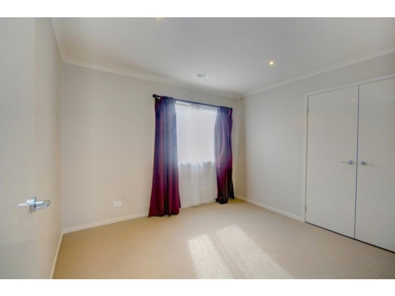 7 Coventry Street, Macarthur Park, Miners Rest VIC 3352