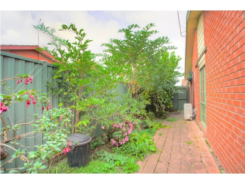 3/75 Longley Street, Alfredton VIC 3350