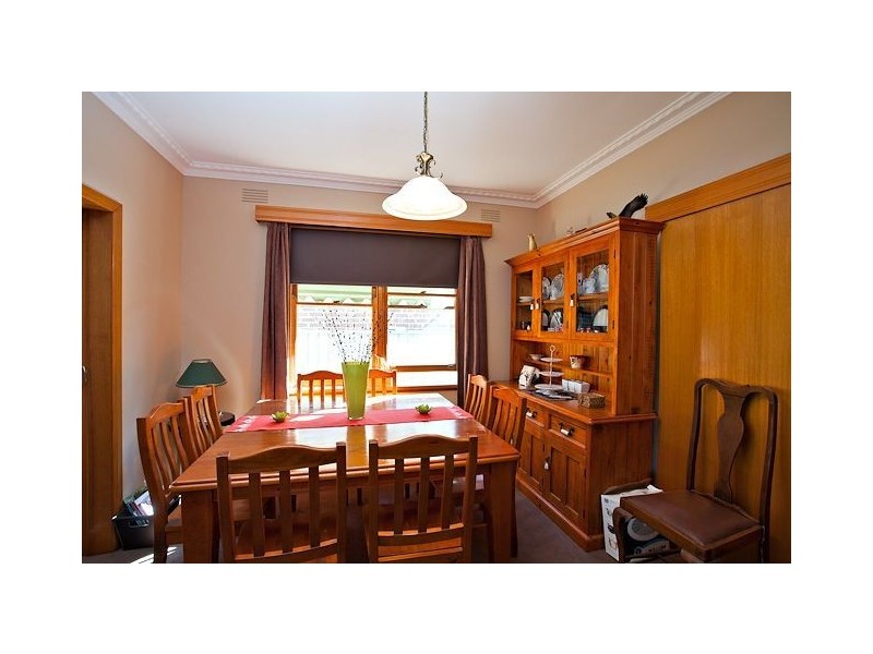 18 Cambridge Street, Creswick VIC 3363