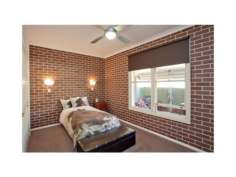 18 Cambridge Street, Creswick VIC 3363