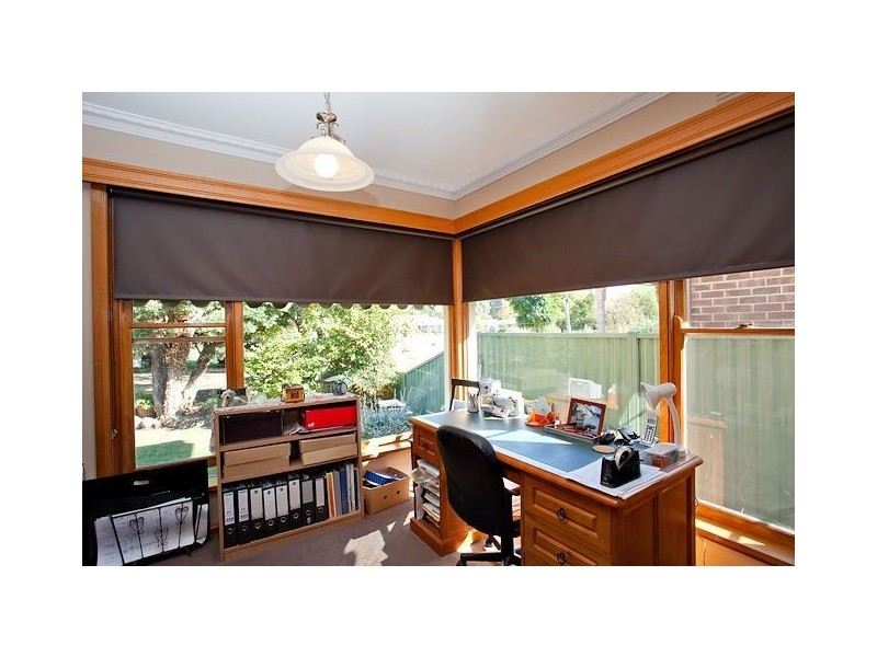 18 Cambridge Street, Creswick VIC 3363