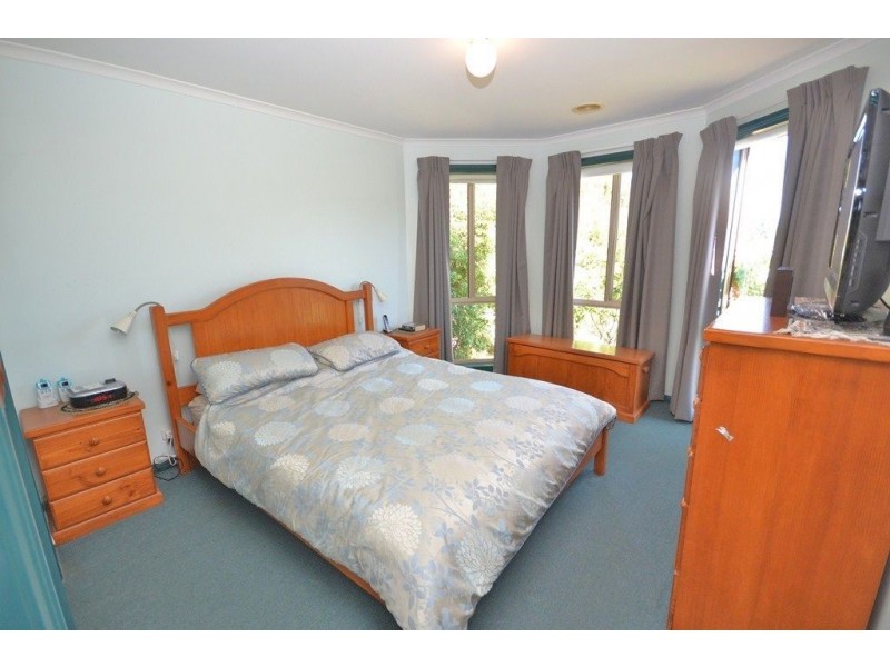 5 Bellbird Court, Mount Helen VIC 3350