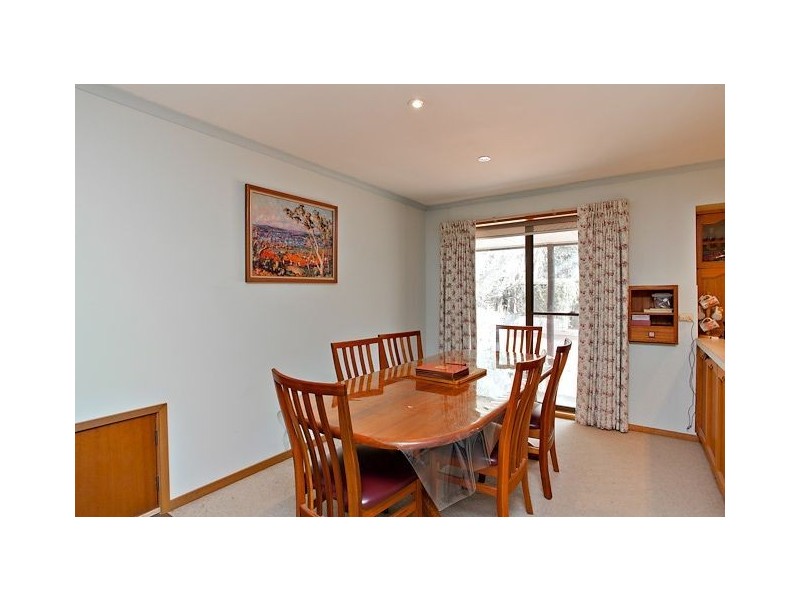 42 Armstrong Street, Creswick VIC 3363