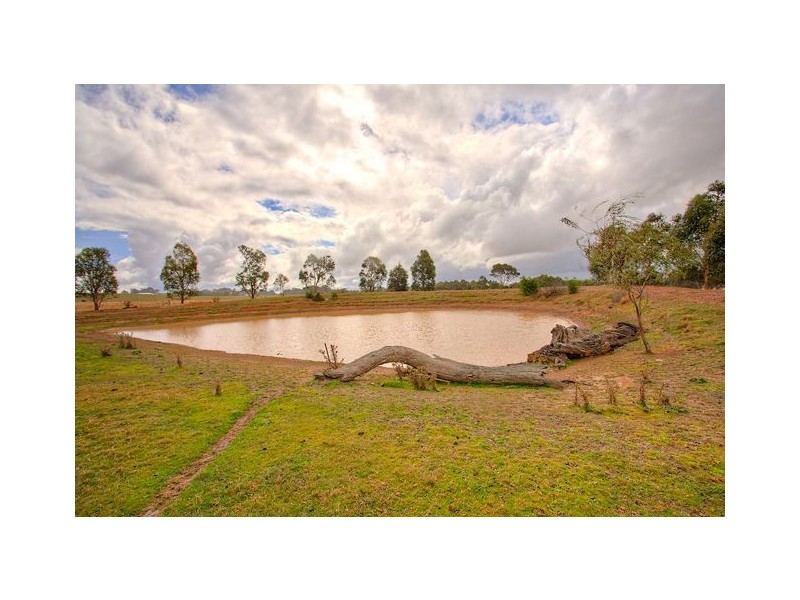 89 Dowling Road, Miners Rest VIC 3352