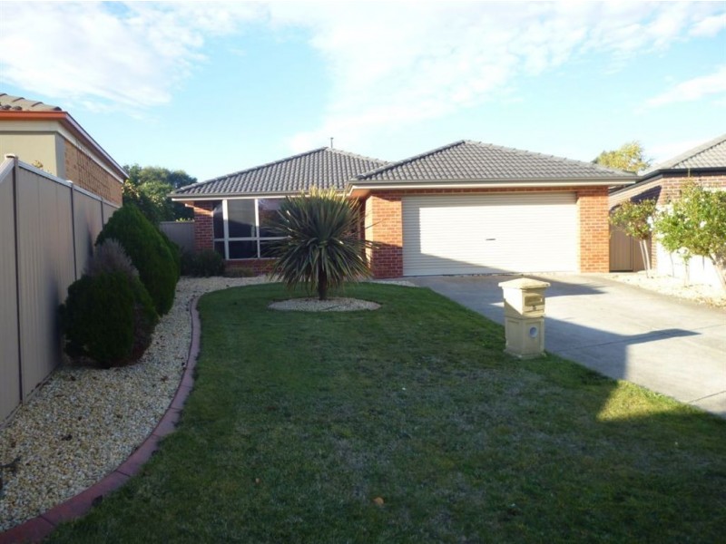 5 Ellsworth Close, Sebastopol VIC 3356