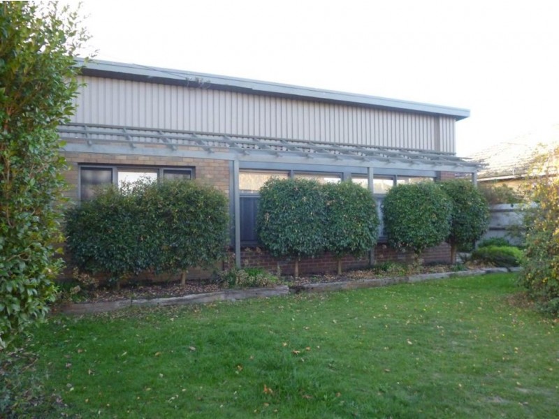 16 Lawrence Street, Alfredton VIC 3350