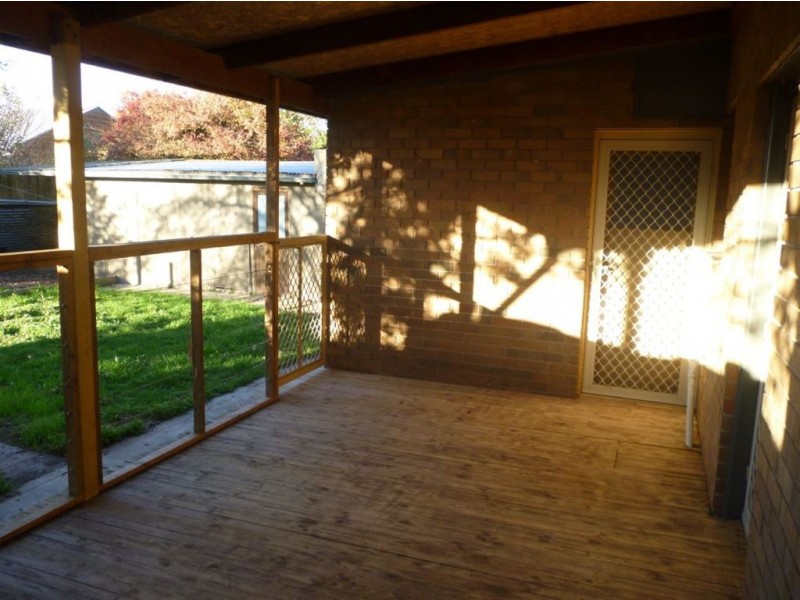 16 Lawrence Street, Alfredton VIC 3350