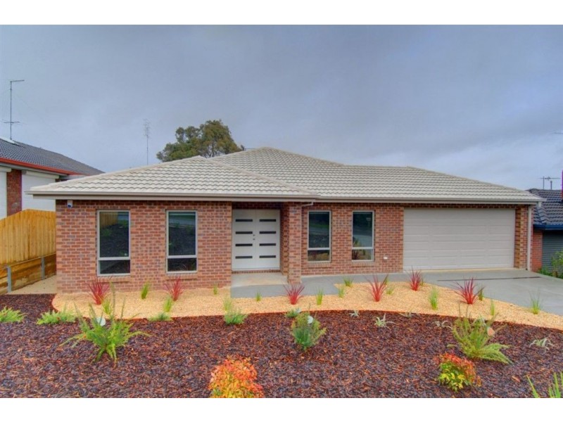 2 Lakeview Court, Ballarat North VIC 3350