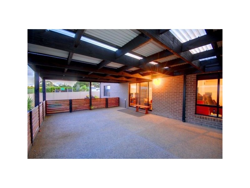 2 Citadel Court, Miners Rest VIC 3352