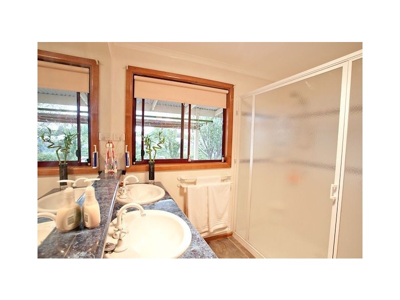 122 Careys Road, Scarsdale VIC 3351