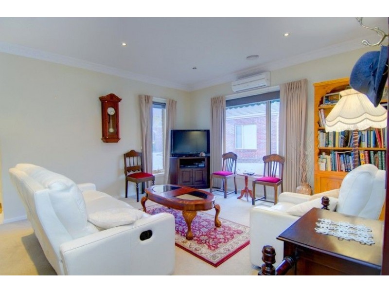 4/15 Learmonth Street, Alfredton VIC 3350