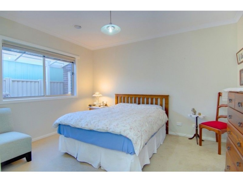 4/15 Learmonth Street, Alfredton VIC 3350