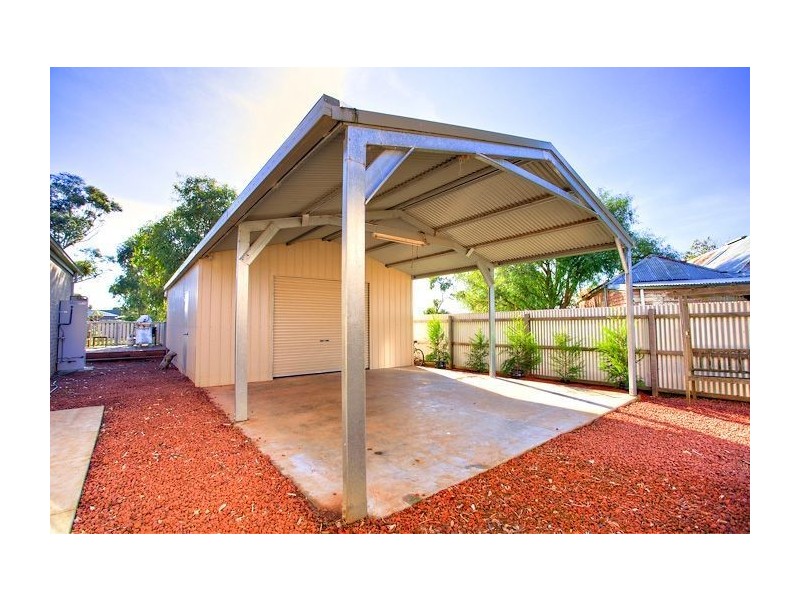 384 Cummins Road, Miners Rest VIC 3352