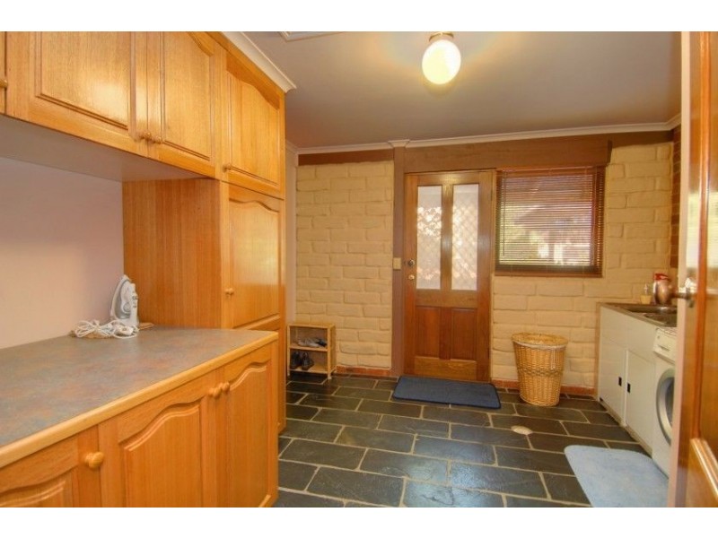 49 Thomas Road, Haddon VIC 3351