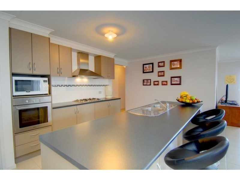 7 Deakin Drive, Delacombe VIC 3356