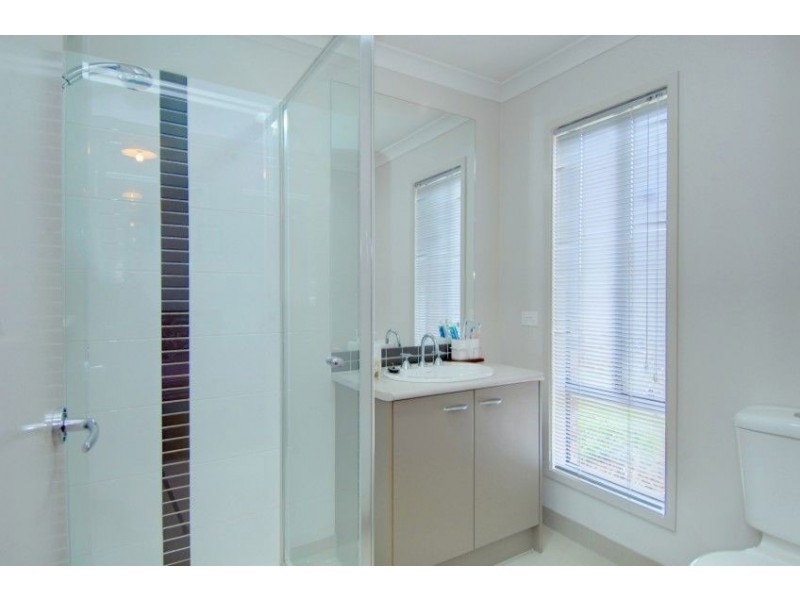 7 Deakin Drive, Delacombe VIC 3356