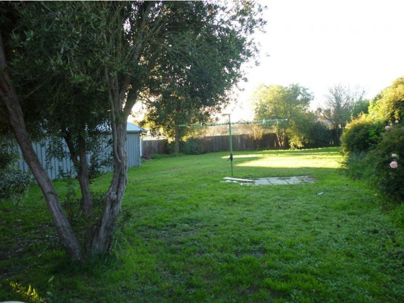 4 Owen Court, Sebastopol VIC 3356