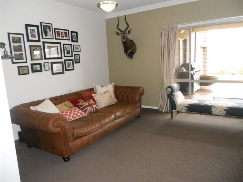 5 Dorset Drive, Alfredton VIC 3350