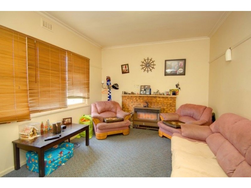 36 Spencer Street, Sebastopol VIC 3356