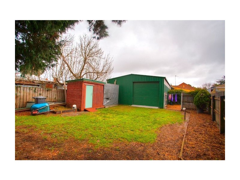 99 Rowlands Street, Sebastopol VIC 3356