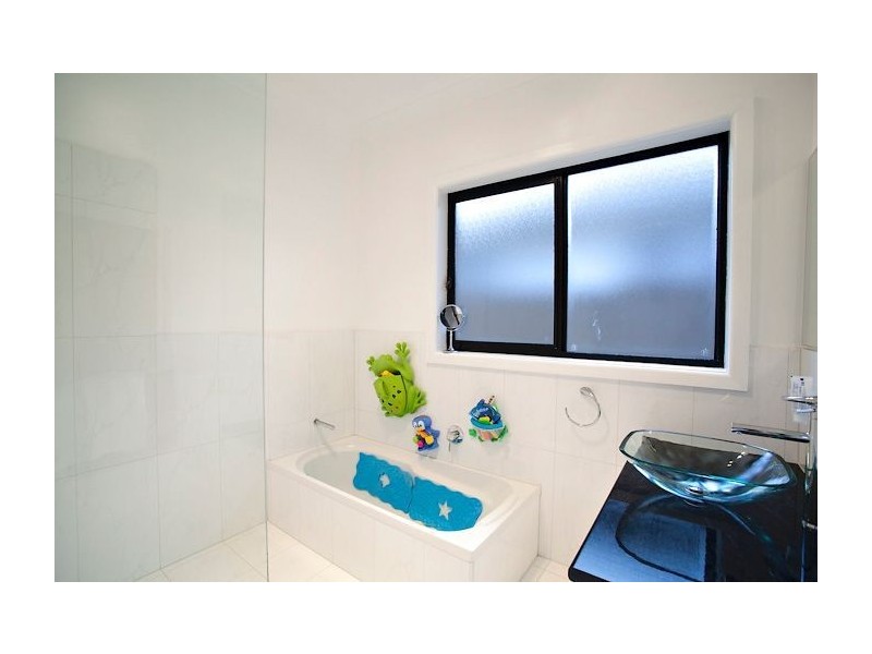 99 Rowlands Street, Sebastopol VIC 3356