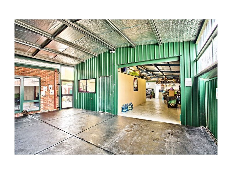 99 Rowlands Street, Sebastopol VIC 3356