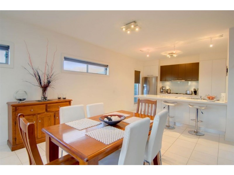 3 Lowry Crescent, Macarthur Park, Miners Rest VIC 3352