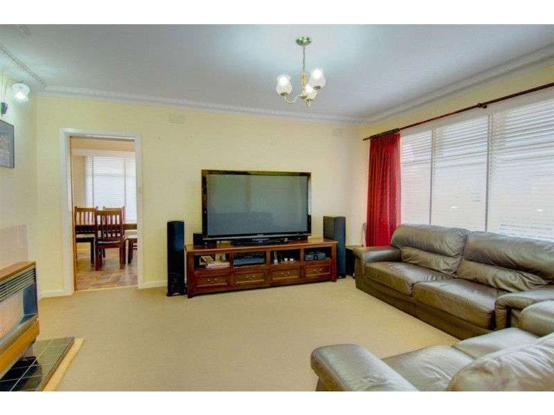 14 Elizabeth Street, Wendouree VIC 3355