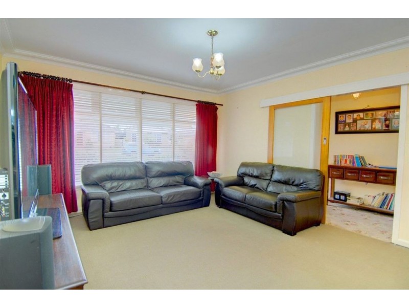 14 Elizabeth Street, Wendouree VIC 3355