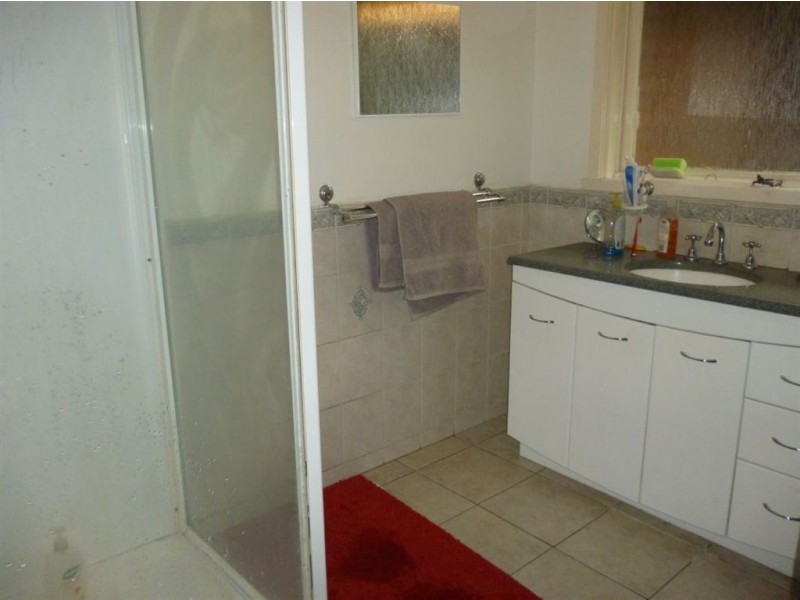 4 Hampden Street, Redan VIC 3350