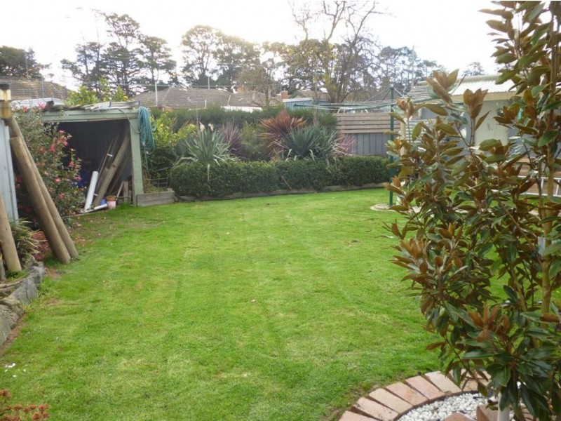 4 Hampden Street, Redan VIC 3350