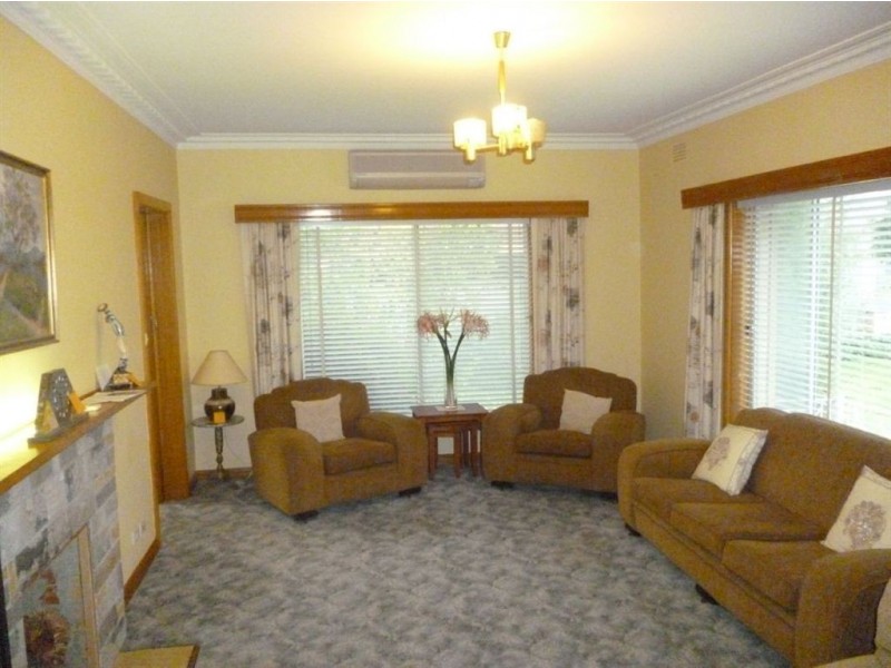 21 Hall Street, Creswick VIC 3363