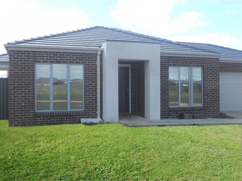 19 Wensleydale Drive, Alfredton VIC 3350