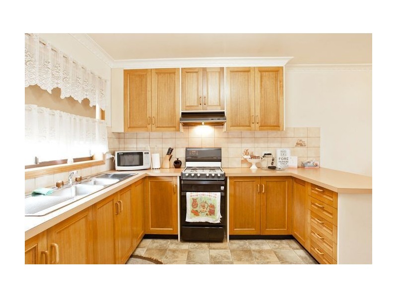 1/451 Forest Street, Wendouree VIC 3355