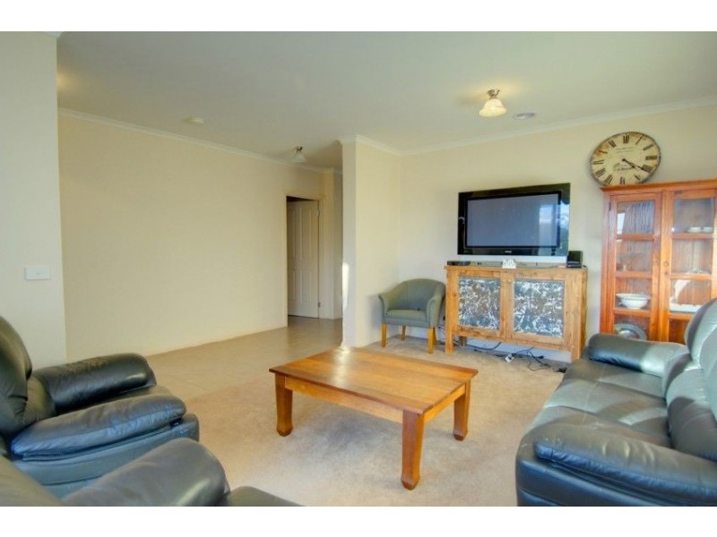 9 Canadian Crescent, Ballarat VIC 3350