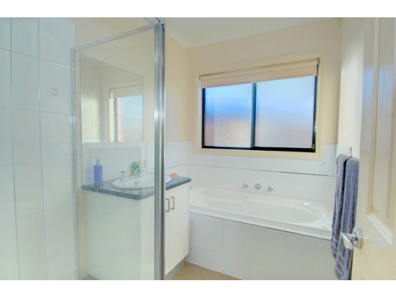 9 Canadian Crescent, Ballarat VIC 3350