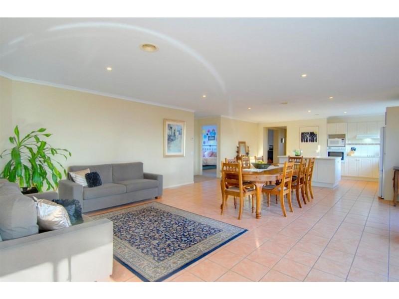 4 Atrium Drive, Ballarat VIC 3350