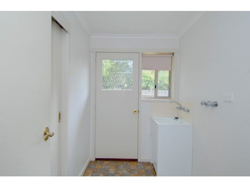 2/71 Hill Street, Sebastopol VIC 3356